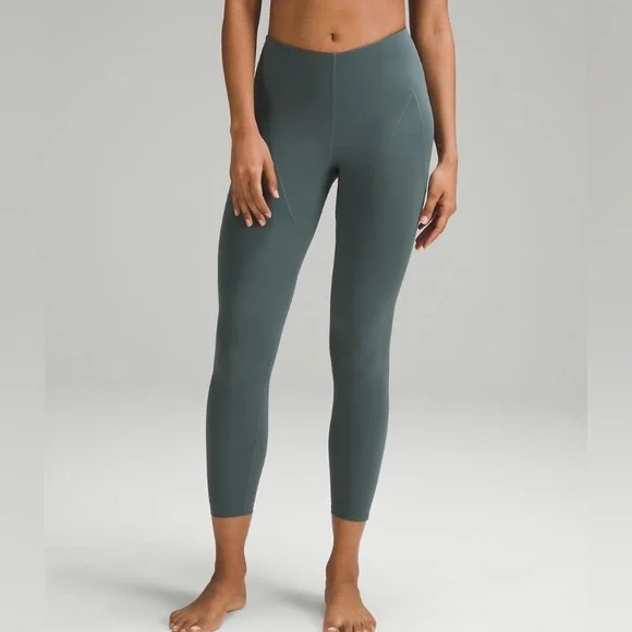 Lululemon lab Nulu Yoga Tight 25" *Graphic
Sea Steel - Picture 2 of 3